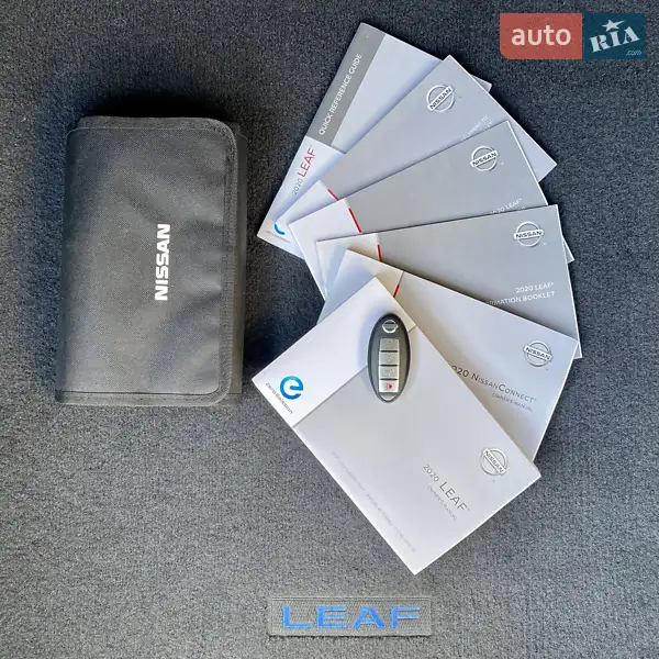 Хэтчбек Nissan Leaf 2019 в Черноморске документ