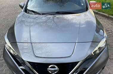 Хэтчбек Nissan Leaf 2018 в Николаеве