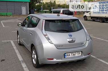 Хетчбек Nissan Leaf 2013 в Києві