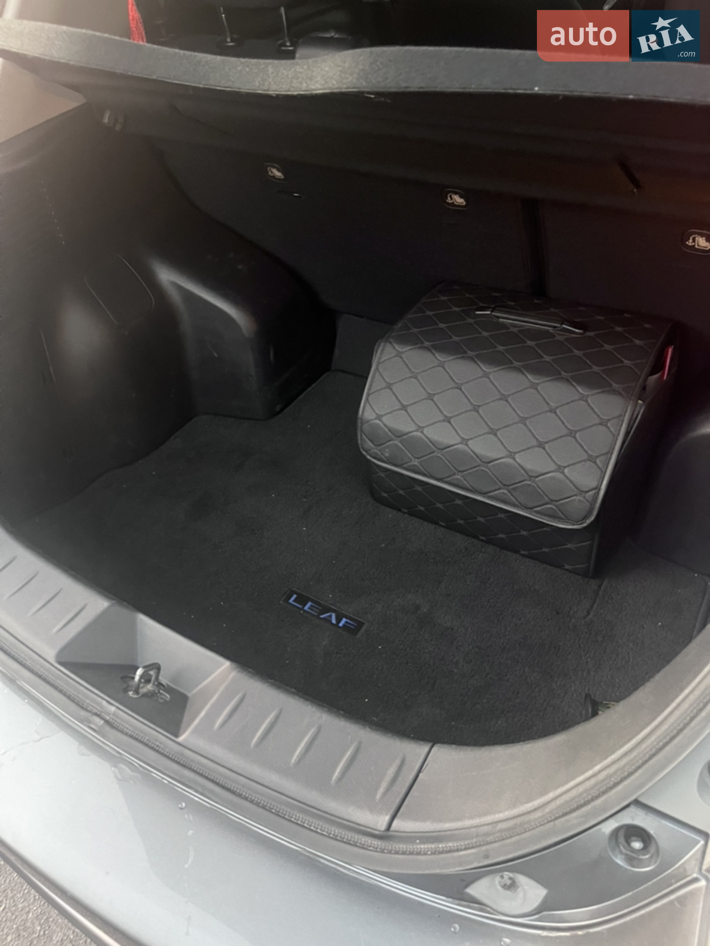 2017 Nissan Leaf - мініатюра 10