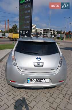 Хэтчбек Nissan Leaf 2015 в Тернополе