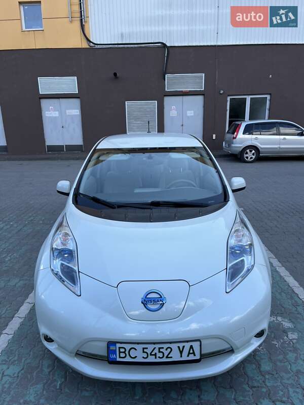 Nissan Leaf 2012