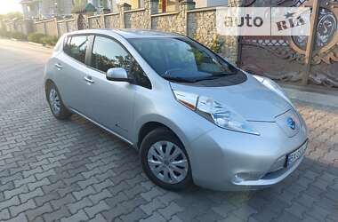 Хэтчбек Nissan Leaf 2013 в Хмельницком