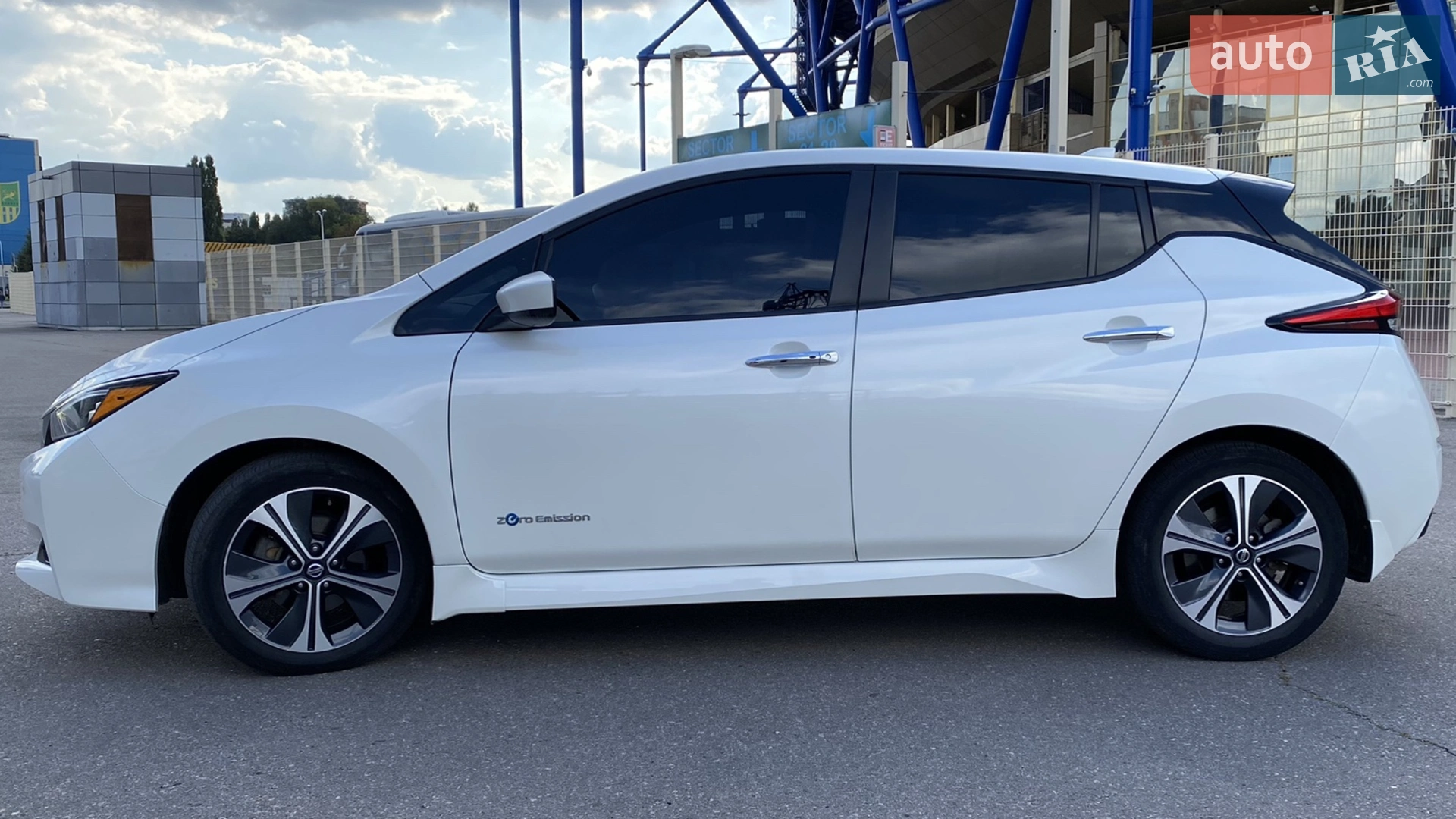 2018 Nissan Leaf - мініатюра 4