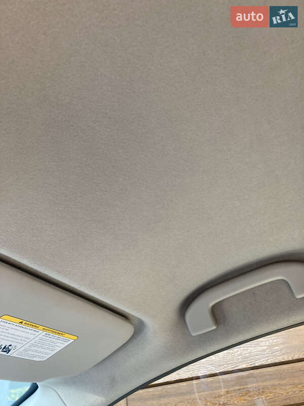 Хэтчбек Nissan Leaf 2012 в Кременчуге