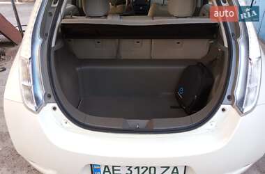 Хэтчбек Nissan Leaf 2012 в Кривом Роге