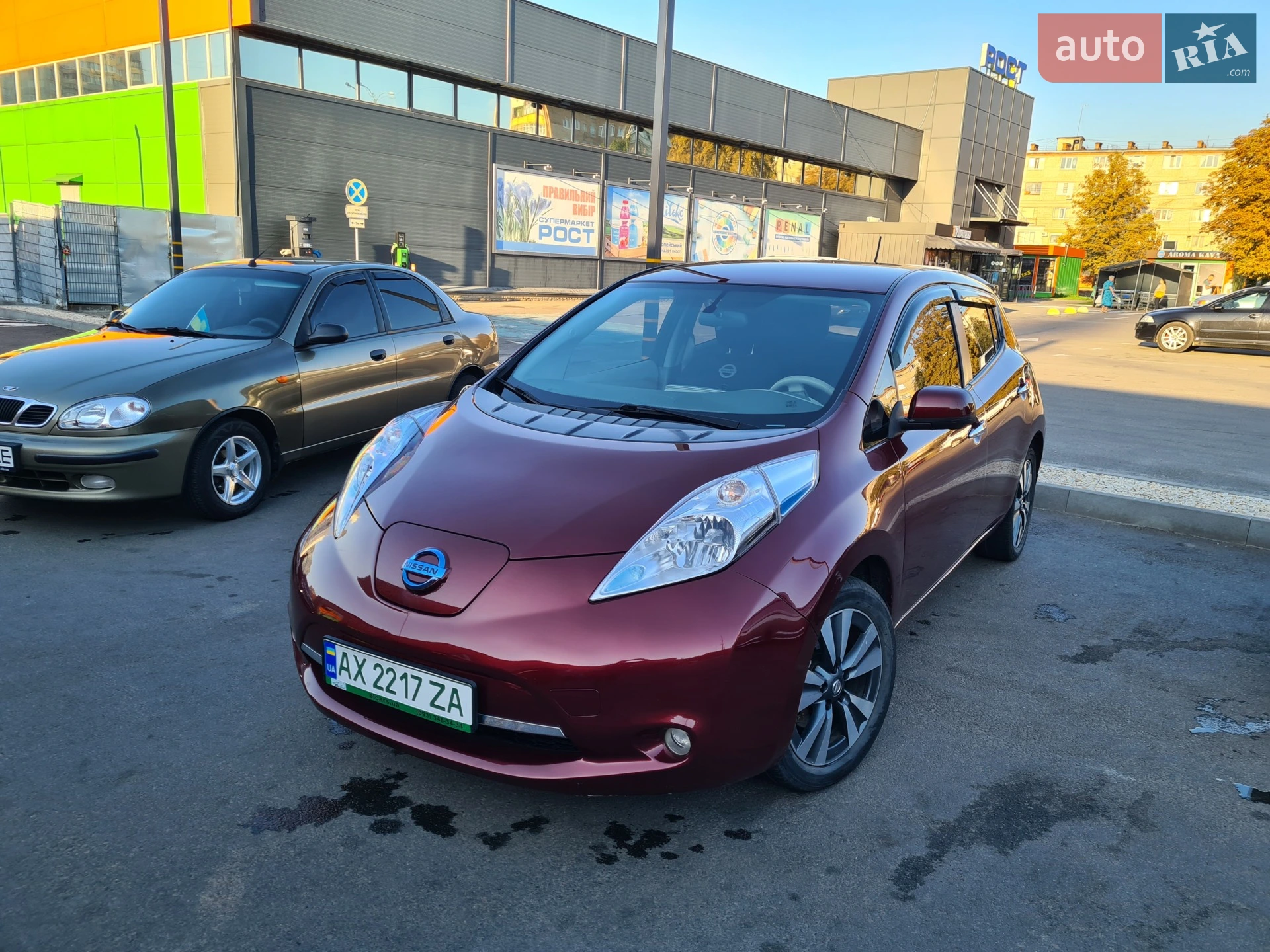 2017 Nissan Leaf - мініатюра 2