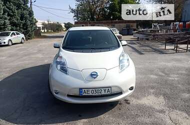 Хэтчбек Nissan Leaf 2013 в Днепре