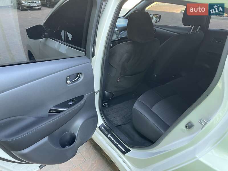 Хетчбек Nissan Leaf 2018 в Полтаві фото 13 Хетчбек Nissan Leaf 2018 в Полтаві