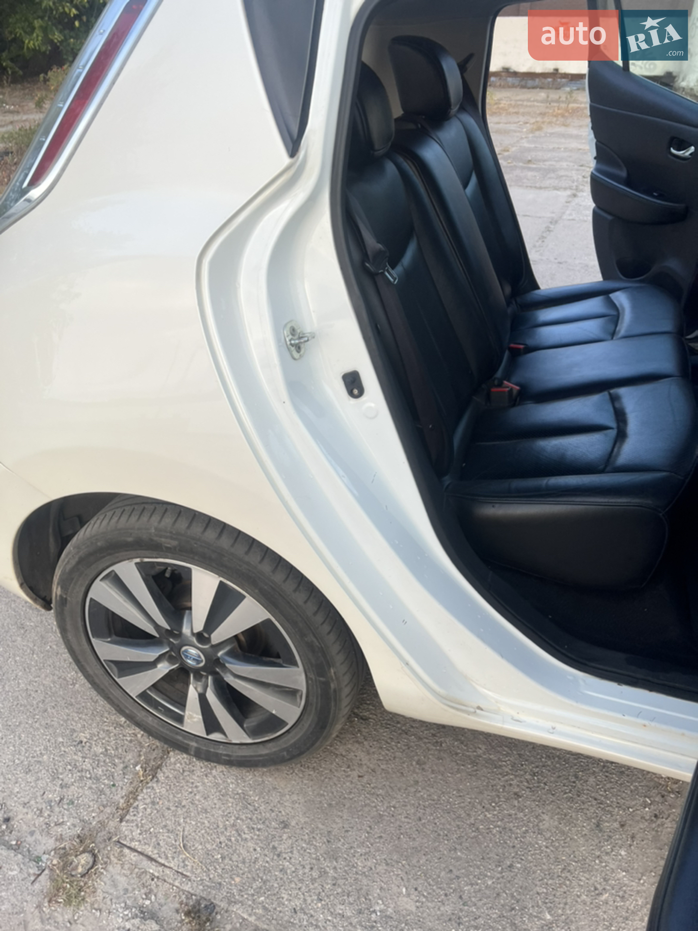 2013 Nissan Leaf - мініатюра 19