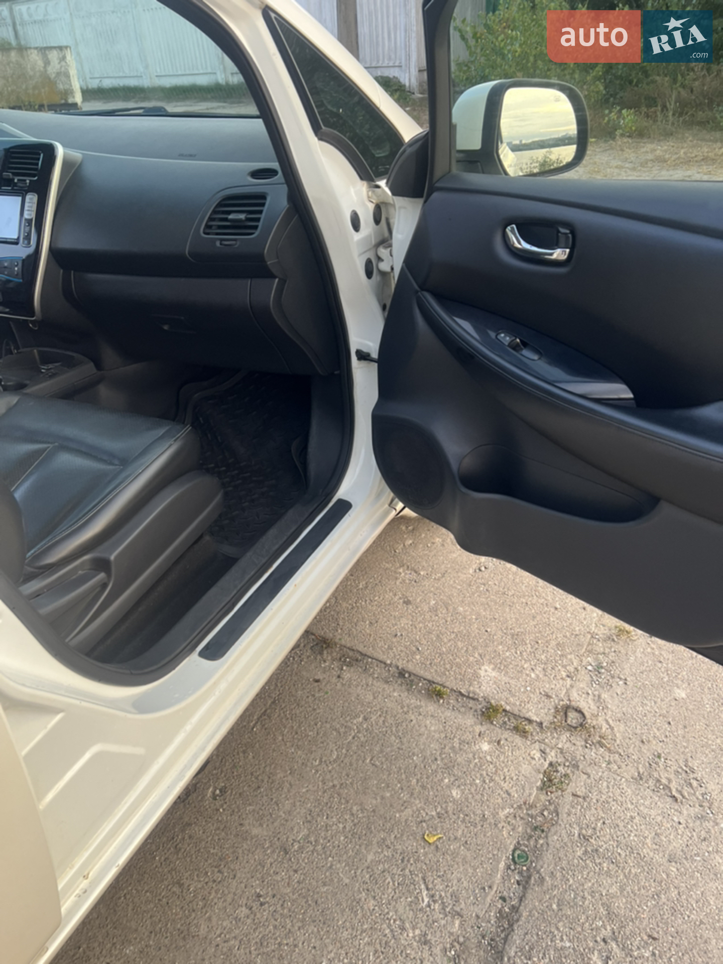 2013 Nissan Leaf - мініатюра 22