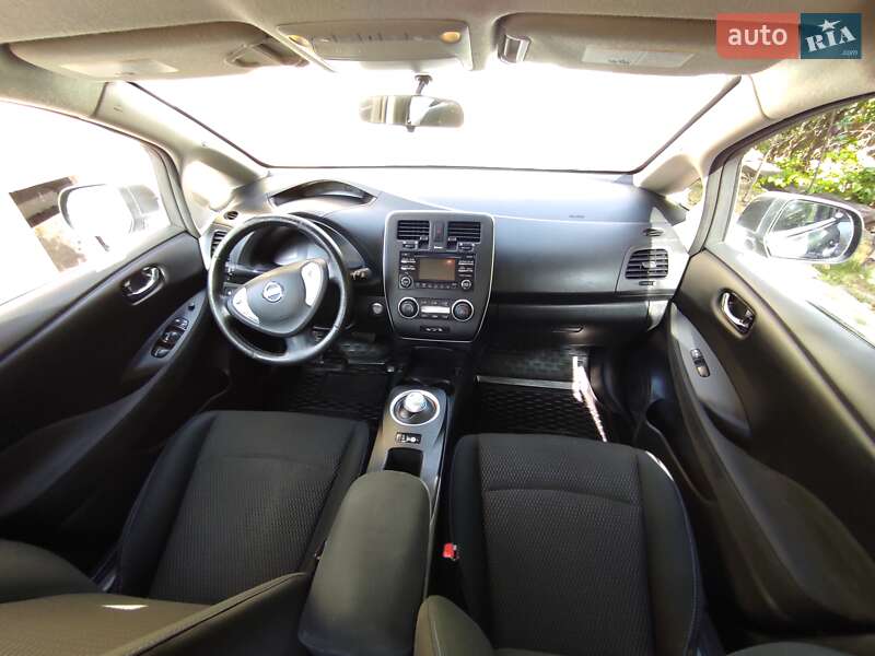 Хэтчбек Nissan Leaf 2014 в Тернополе