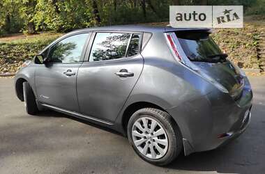 Хэтчбек Nissan Leaf 2014 в Тернополе