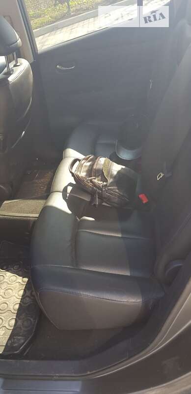 Хетчбек Nissan Leaf 2015 в Тернополі фото 6 Хетчбек Nissan Leaf 2015 в Тернополі