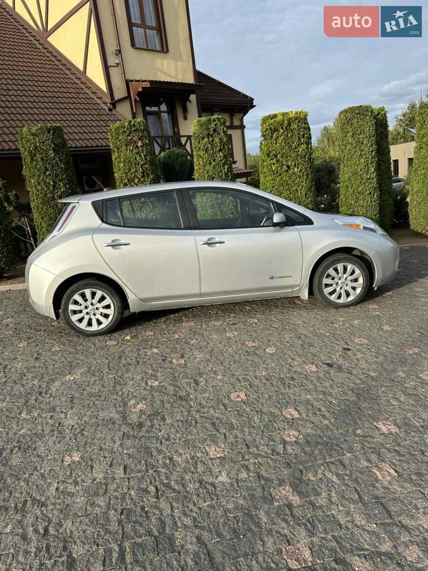 2016 Nissan Leaf - мініатюра 6