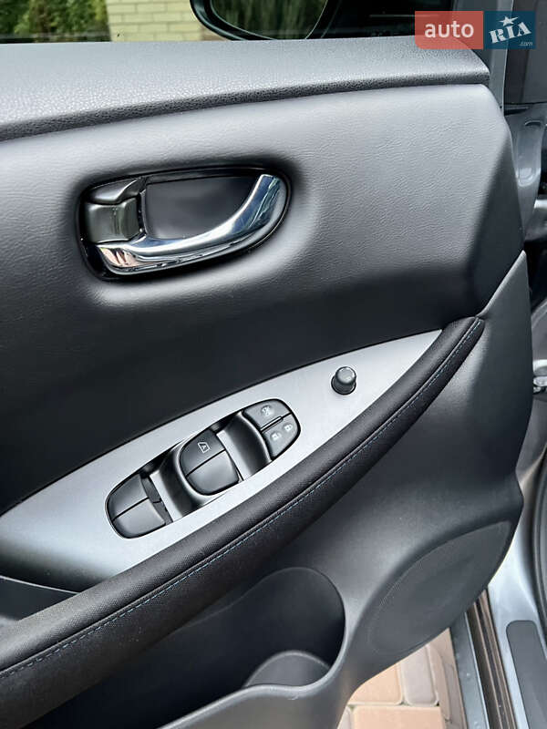 Хэтчбек Nissan Leaf 2021 в Кропивницком