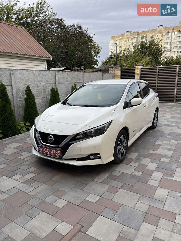 Nissan Leaf 2018