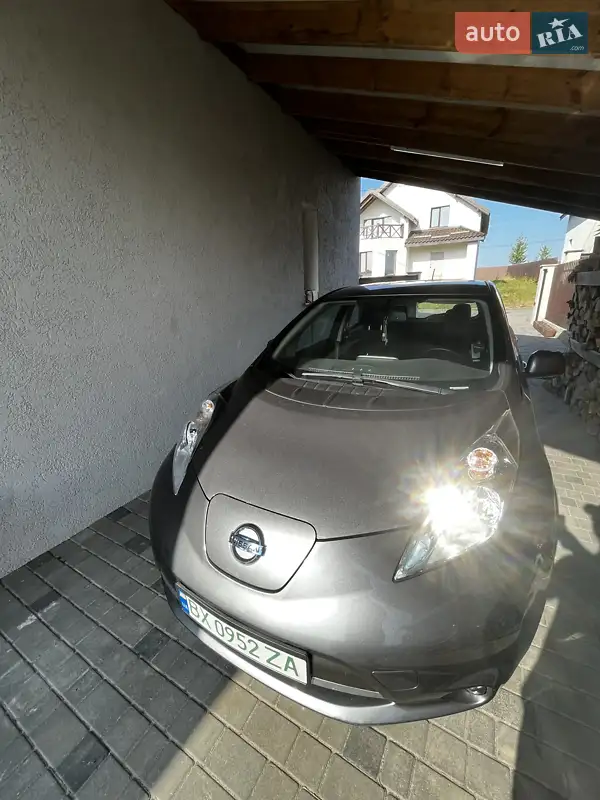 Nissan Leaf
