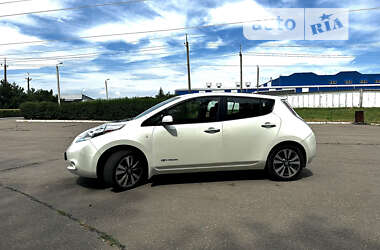 Хэтчбек Nissan Leaf 2016 в Днепре