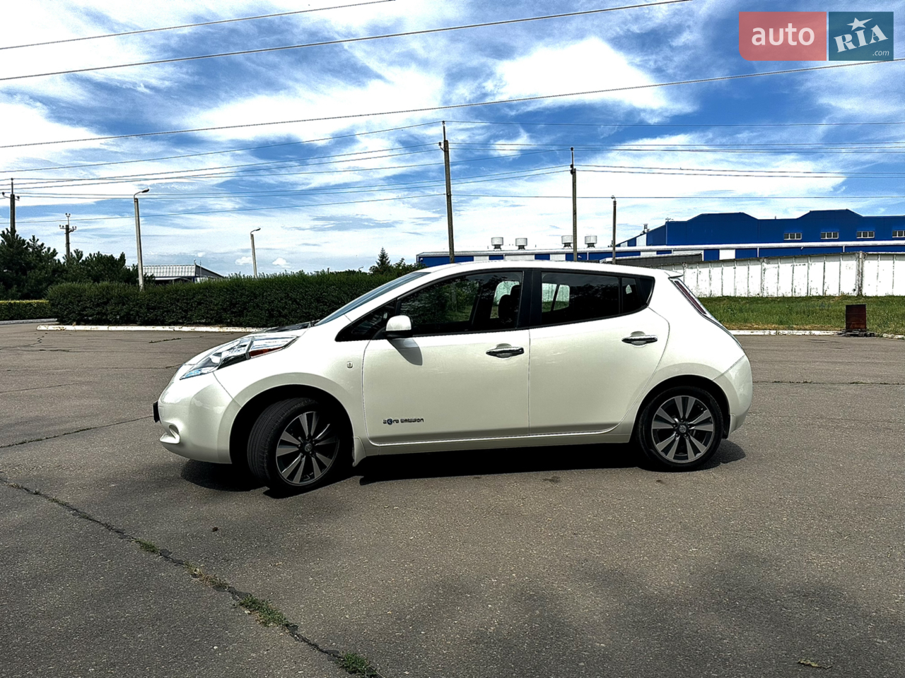2016 Nissan Leaf - мініатюра 16
