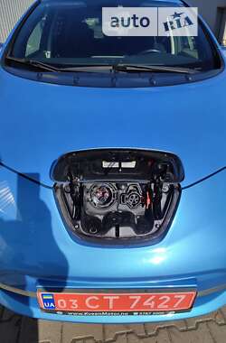 Хетчбек Nissan Leaf 2013 в Рівному