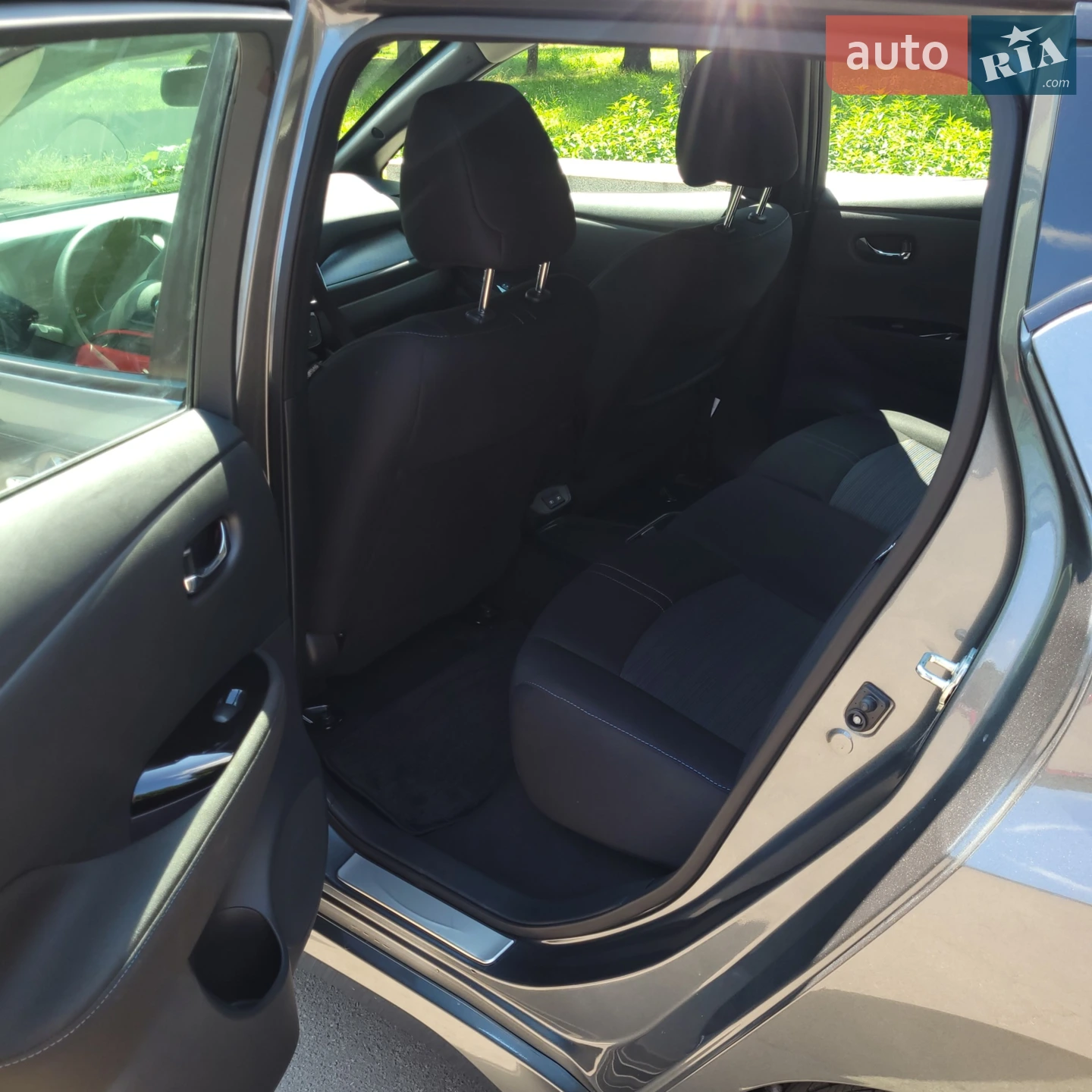 2022 Nissan Leaf - мініатюра 6
