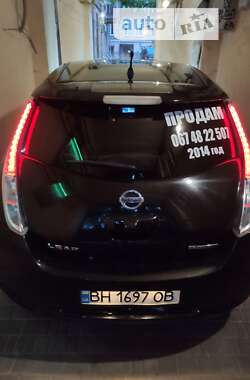 Хэтчбек Nissan Leaf 2014 в 