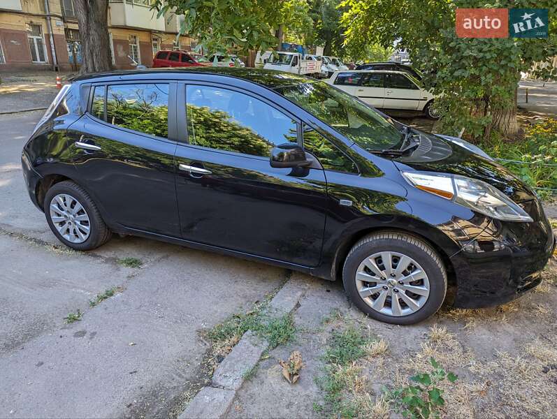 Хетчбек Nissan Leaf 2015 в Одесі фото 16 Хетчбек Nissan Leaf 2015 в Одесі