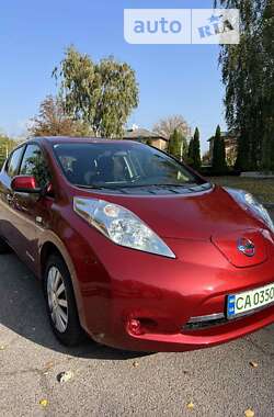 Хэтчбек Nissan Leaf 2015 в Черкассах