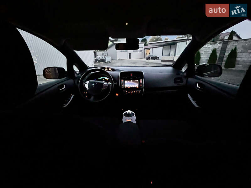Хетчбек Nissan Leaf 2016 в Костопілі