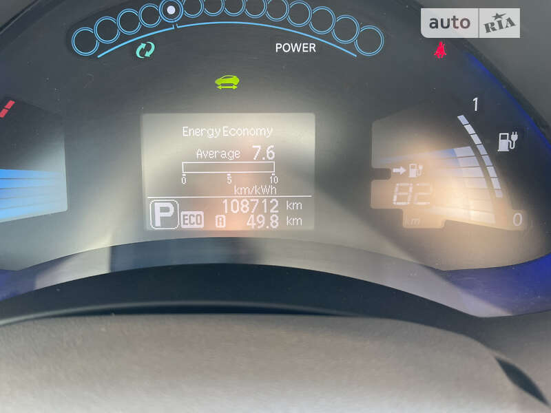 Хэтчбек Nissan Leaf 2013 в Запорожье