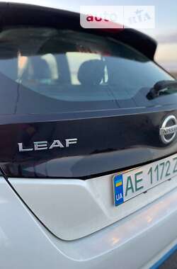 Хэтчбек Nissan Leaf 2018 в Днепре