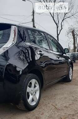 Хэтчбек Nissan Leaf 2016 в Сумах