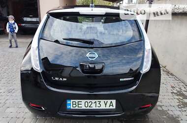 Хетчбек Nissan Leaf 2012 в Южноукраїнську