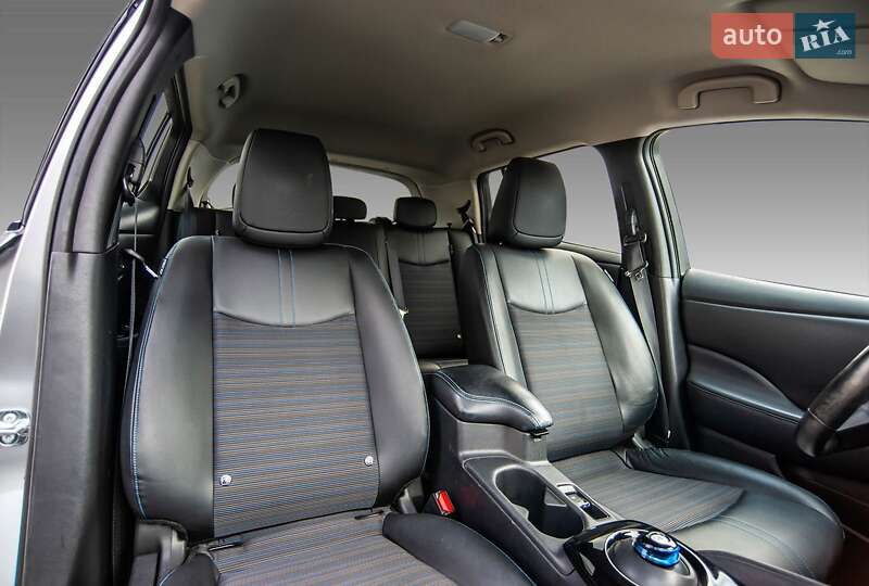 Хетчбек Nissan Leaf 2018 в Києві