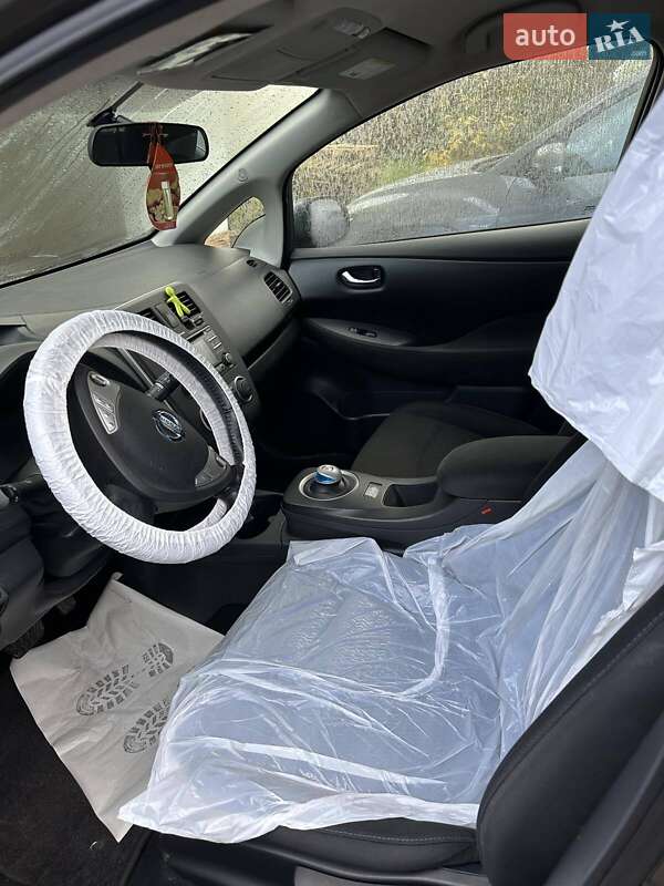 Хетчбек Nissan Leaf 2014 в Львові фото 9 Хетчбек Nissan Leaf 2014 в Львові