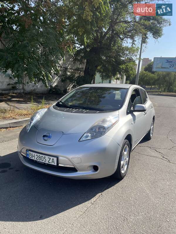 Хетчбек Nissan Leaf 2016 в Одесі