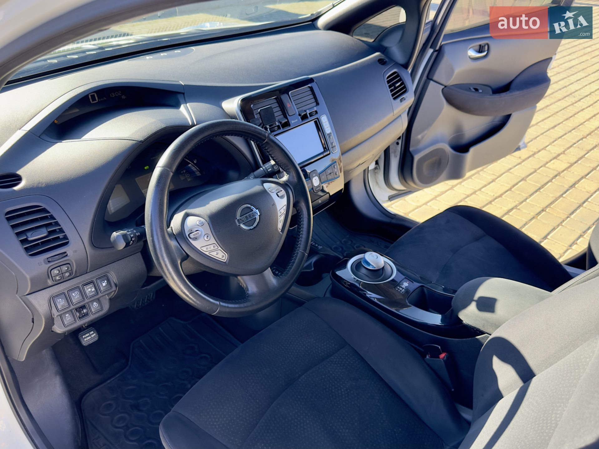 2013 Nissan Leaf - мініатюра 14