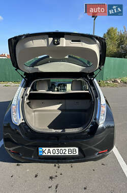 Хетчбек Nissan Leaf 2011 в Києві