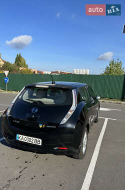 Хетчбек Nissan Leaf 2011 в Києві