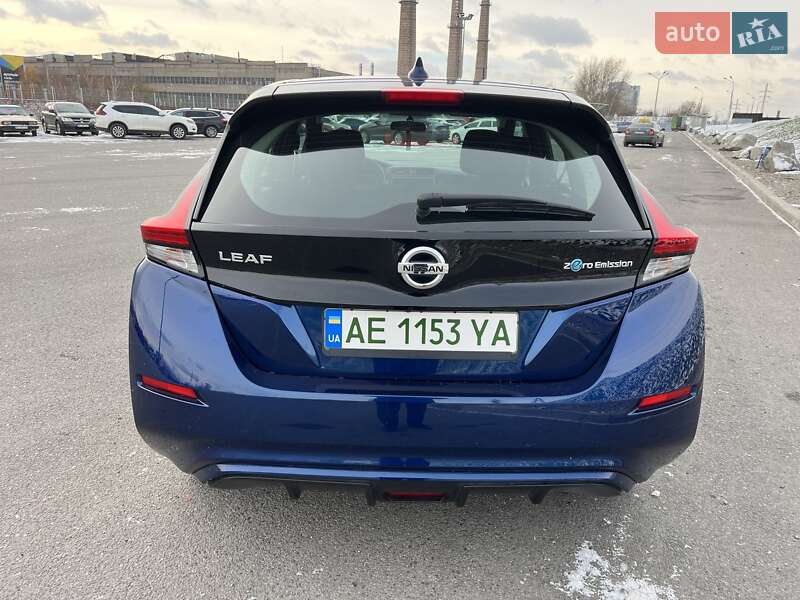 Хетчбек Nissan Leaf 2019 в Дніпрі