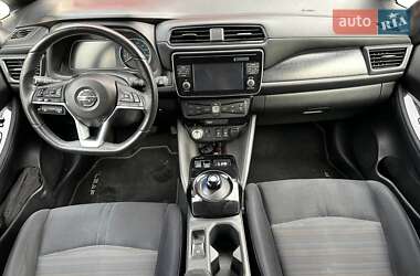 Хэтчбек Nissan Leaf 2018 в 