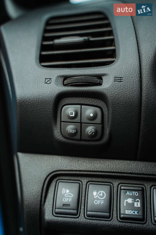 Хэтчбек Nissan Leaf 2013 в Львове фото 24 Хэтчбек Nissan Leaf 2013 в Львове