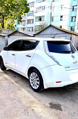 Хетчбек Nissan Leaf 2016 в Львові