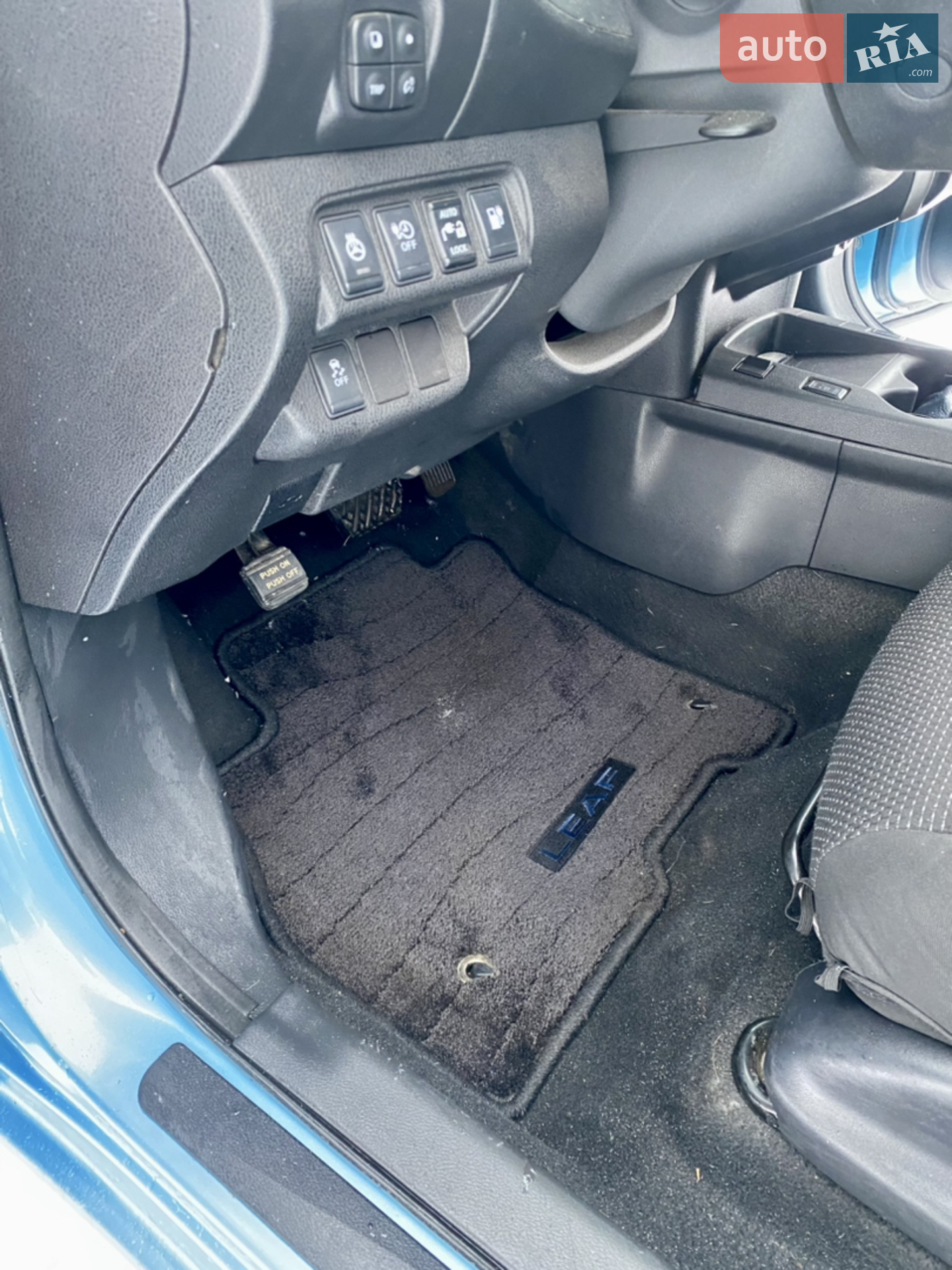 2015 Nissan Leaf - мініатюра 11