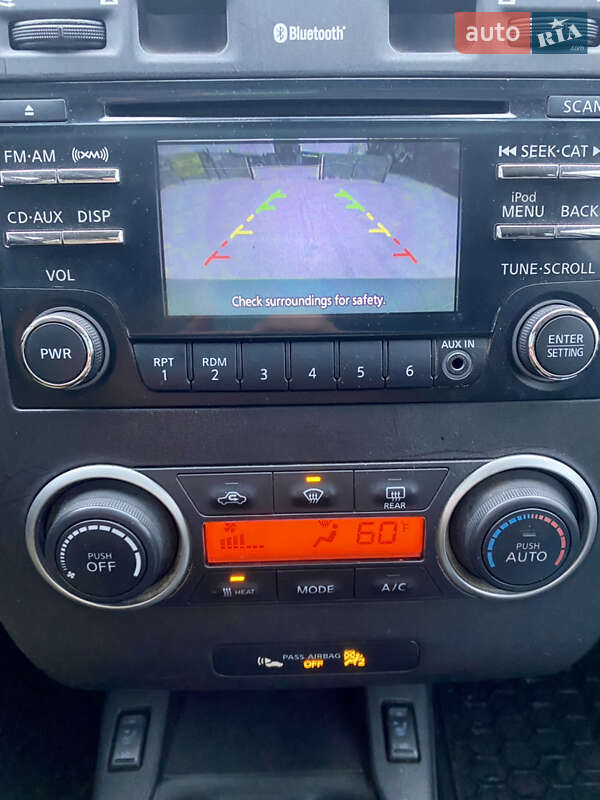 Хетчбек Nissan Leaf 2015 в Семенівці