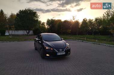 Хэтчбек Nissan Leaf 2020 в 