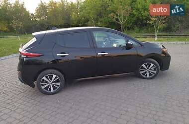 Хэтчбек Nissan Leaf 2020 в 