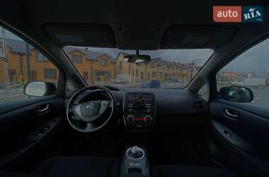 Хэтчбек Nissan Leaf 2014 в 