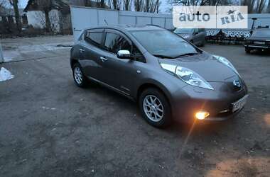 Хэтчбек Nissan Leaf 2014 в Гайвороне